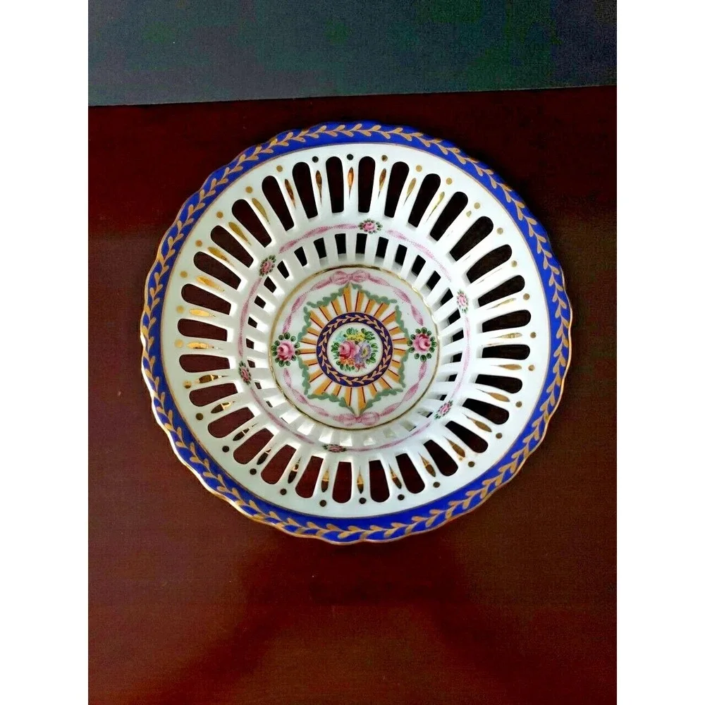 Royal Danube Round Latticed Gold Ribbon Bowl 1886 Porcelain Scalloped Candy Dish